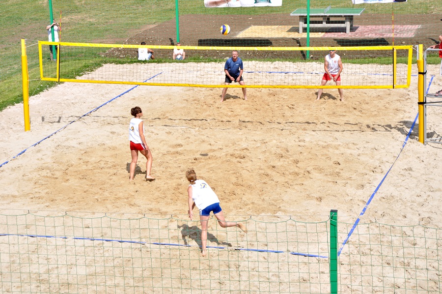 II Turniej Piłki Siatkowej Plażowej w Krościenku (zdjęcia)