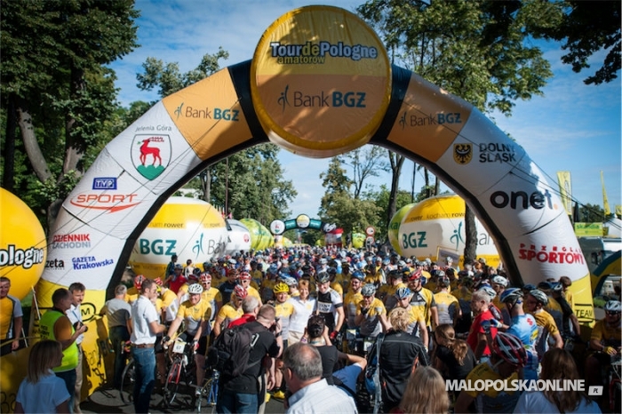 Blisko 500 zawodników w Jeleniej Górze. Tour de Pologne Amatorów, w Bukowinie Tatrzańskiej już w niedzielę