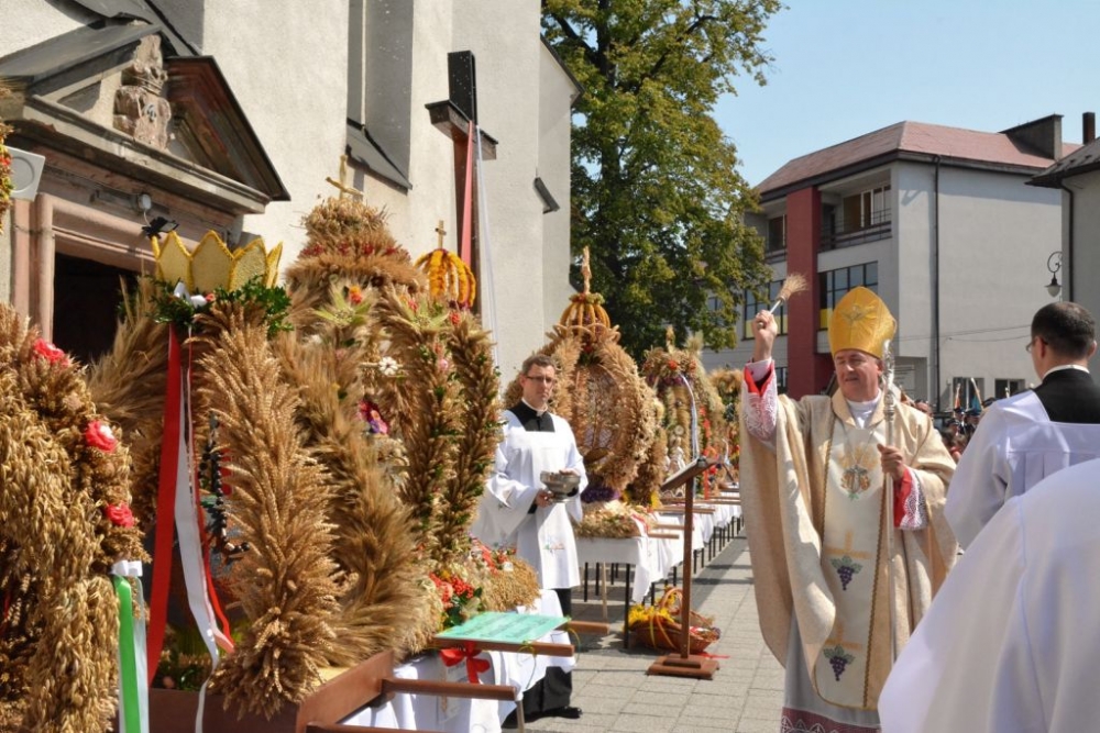 Tegoroczne Małopolskie Dożynki odbyły się w Bobowej