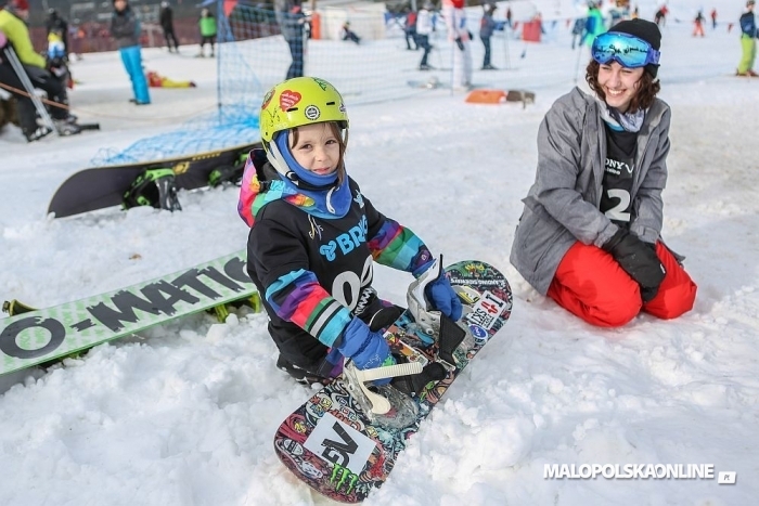 Województwo dofinansuje naukę jazdy na nartach i snowboardzie 