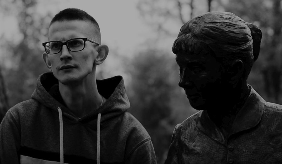 Zazi i "Rzeźba" (video)