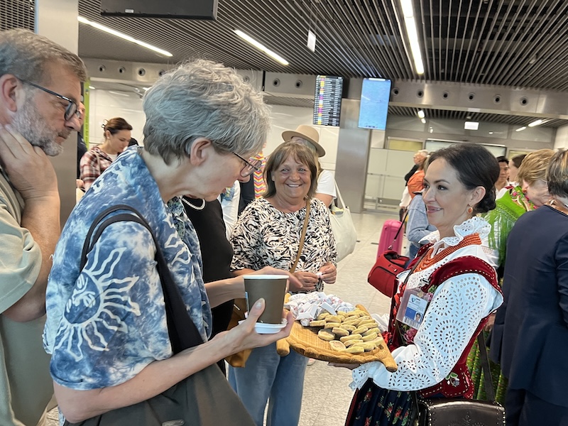 Tatry witają pasażerów Kraków Airport. Ruszył program „Kierunek: Małopolska!”