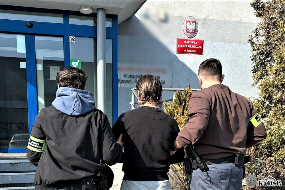 Oszukał 17 osób. Po wyjściu z więzienia został zatrzymany i deportowany