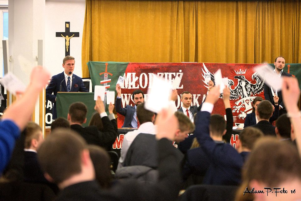 Relacja z Walnego Zjazdu Okręgu Małopolskiego Młodzieży Wszechpolskiej (zdjęcia)