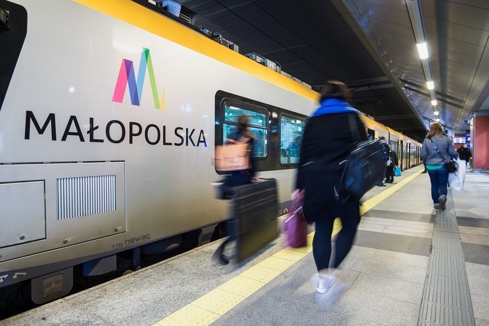Nowe zasady podróży koleją w Małopolsce. Jednym biletem także pociągami PKP Intercity