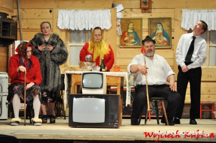Nowy spektakl bukowiańskich aktorów "Świat wedle Skwarka" (zdjęcia)