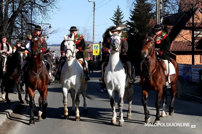 Bukowina Tatrzańska: 39. Góralski Karnawał rozpoczęty (duża galeria zdjęć)