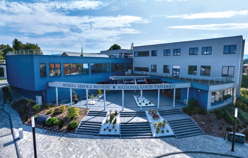 Dlaczego warto rozpocząć studia od semestru letniego? Rekrutacja na WSB-NLU trwa! <em>(art. sponsorowany)</em>