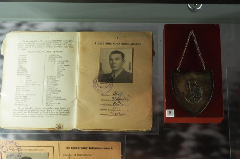 W Muzeum Armii Krajowej można zobaczyć pamiątki po kurierze AK Zbigniewie Rysiu ps. "Fantom" (zdjęcia)