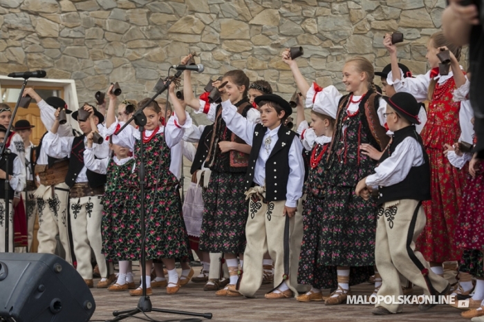 "Wiosna na Orawie" - regionalne, teatralne i muzyczne spotkanie w skansenie (zdjęcia) 