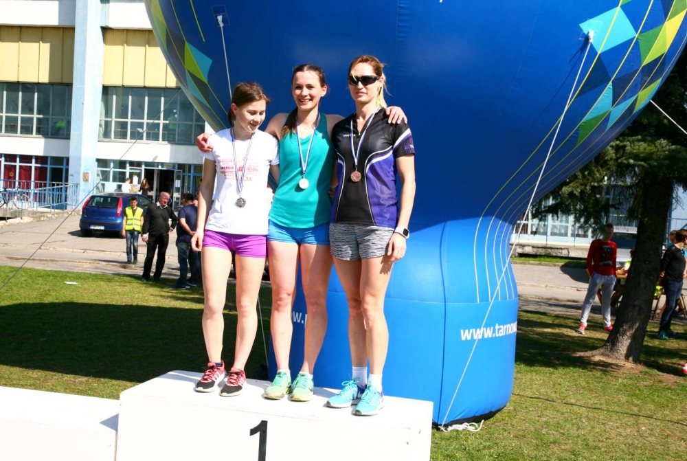 Grand Prix Tarnowa w biegach przełajowych. Złoto Edyty Michalik 