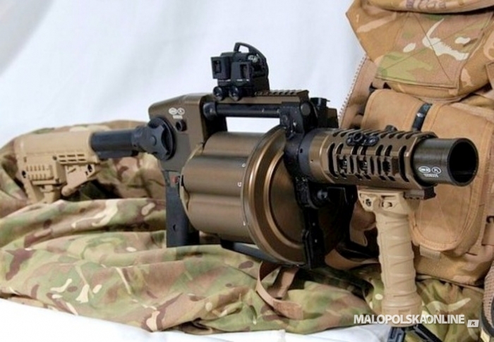 w Tarnowie opracowano granatnik rewolwerowy RPG-40 (zdjęcia)