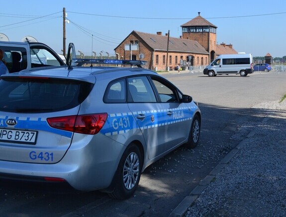 Wtargnęli na teren Auschwitz-Birkenau