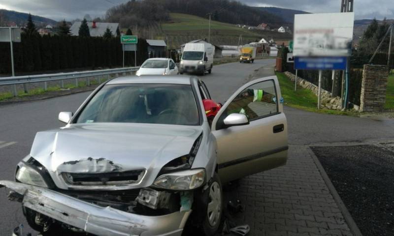 Godzina 10:15 - wypadek w Tęgoborzy na trasie 75
