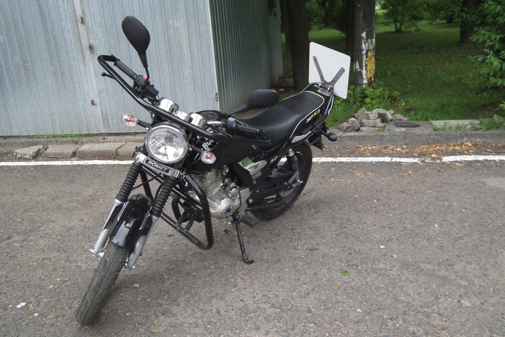 Jak unikać błędów podczas jazdy motocyklem - porady dla początkujących kierowców <em>(art. sponsorowany)</em>