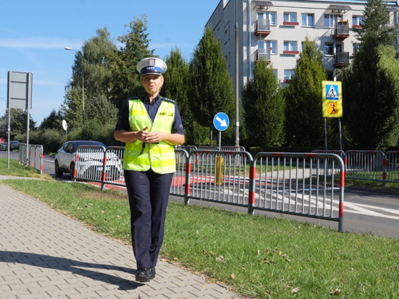 Bezpieczna droga do szkoły (video)