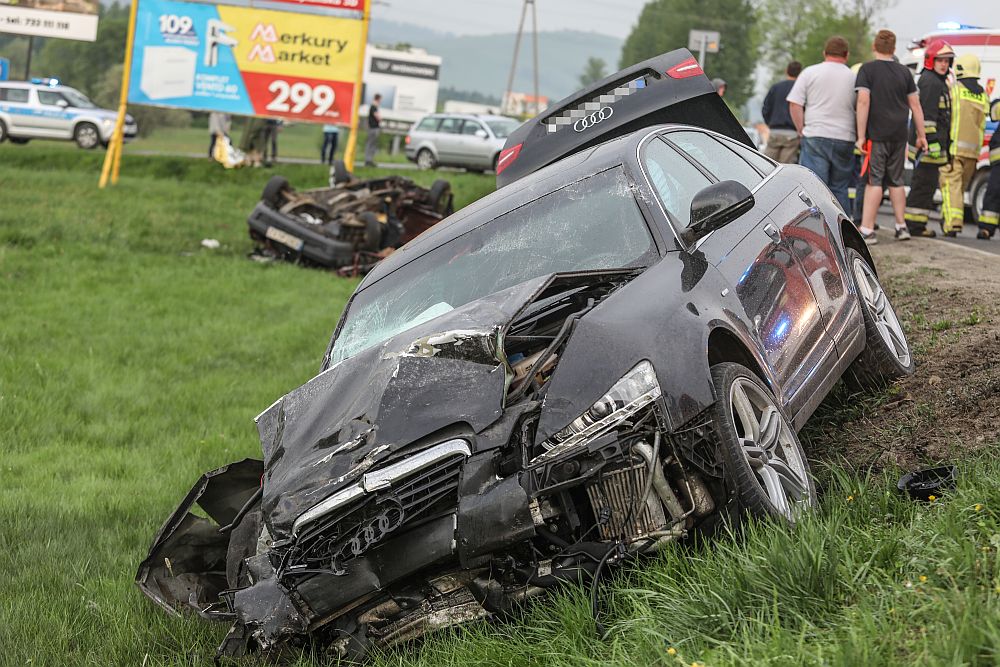 Godzina 18:40 - wypadek na drodze 49 - Nowy Targ - Białka Tatrzańska