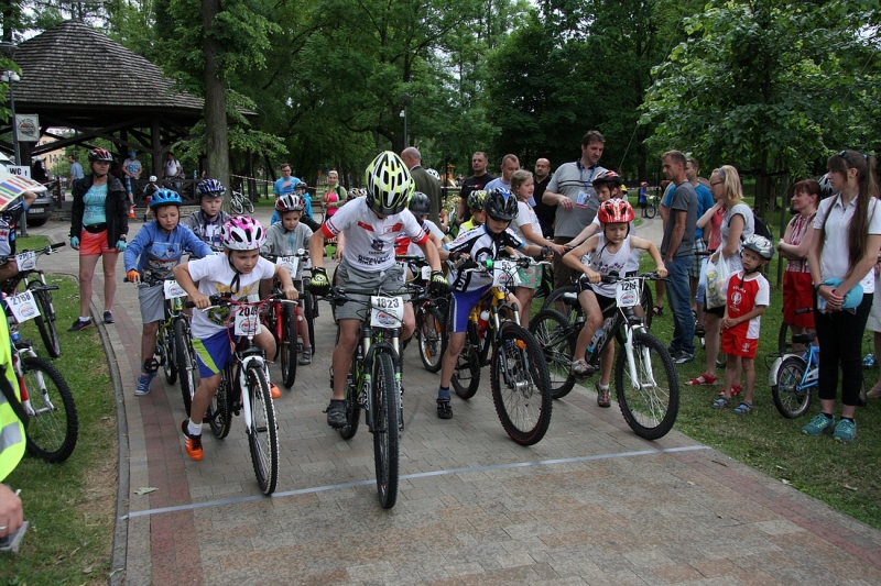 Rodzinne Rajdy Rowerowe dojechały do Niedzicy