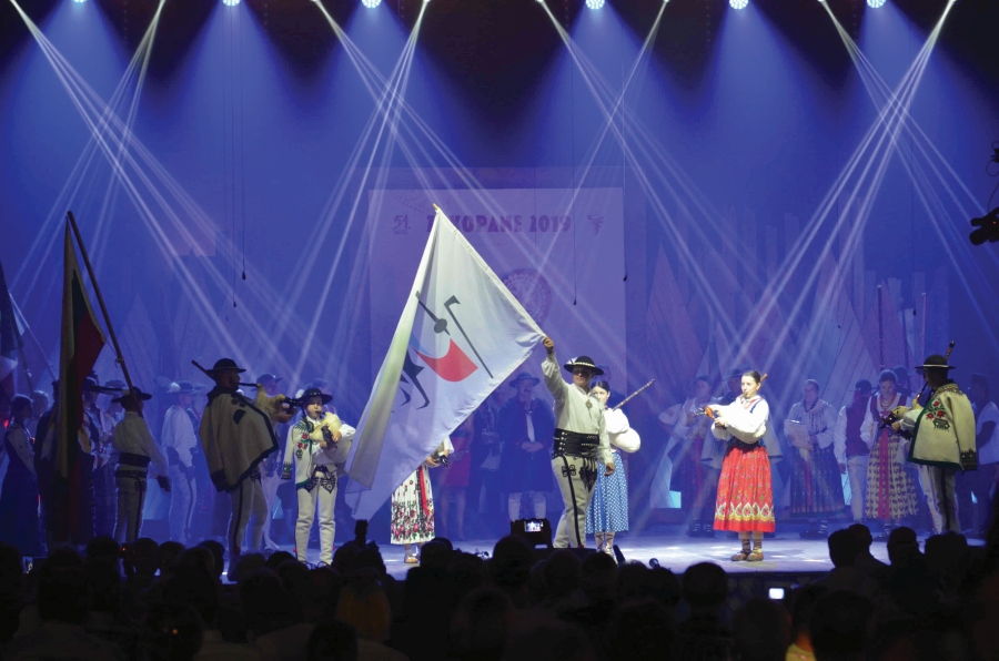 Edycja specjalna Międzynarodowego Festiwalu Folkloru Ziem Górskich "Górale Świata Sercem w Zakopanem"