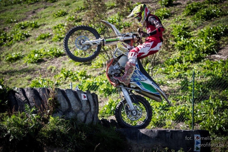 Oskar Kaczmarczyk rozpoczyna sezon 2016 w Super Enduro