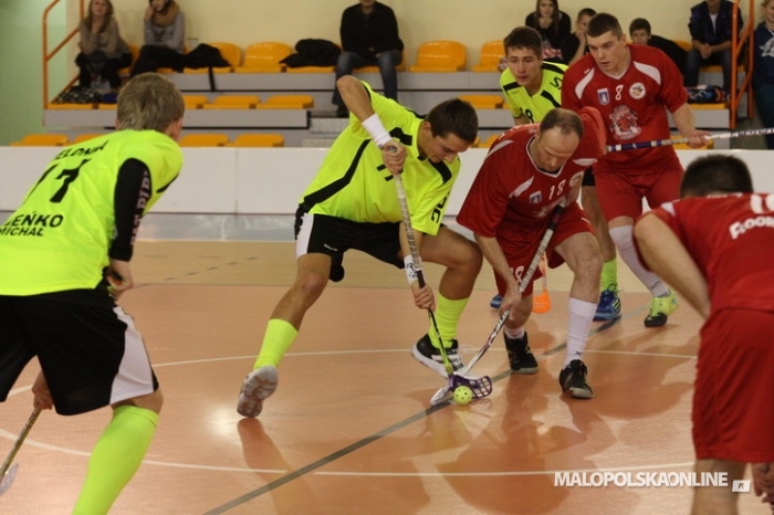 Unihokej ekstraklasa. Falowanie Górali i Szarotki  (zdjęcia)