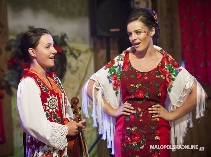 Ceper Fashion – Trampki, chusta i ciupaga (zdjęcia)