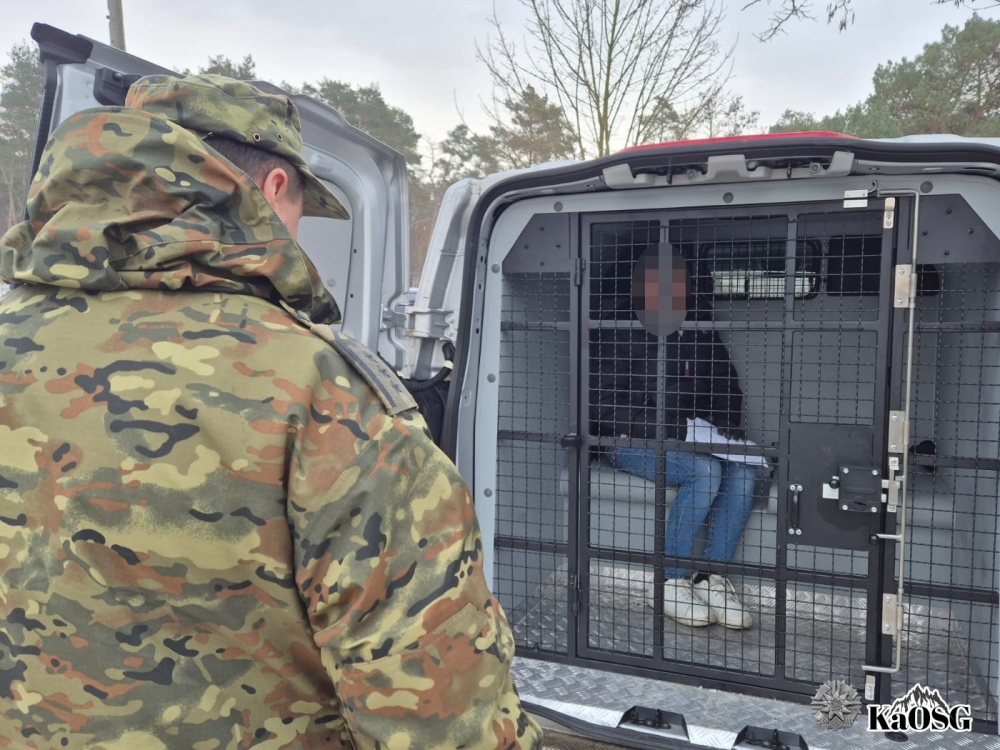 Trzech cudzoziemców zatrzymanych za nielegalny pobyt