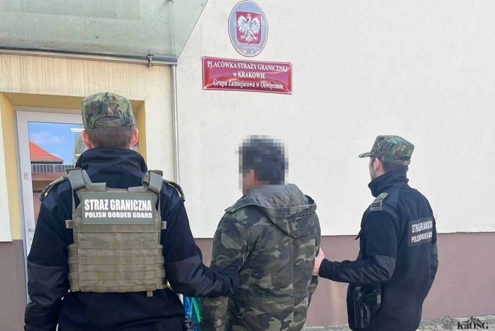 Obywatel Nepalu z decyzją o powrocie