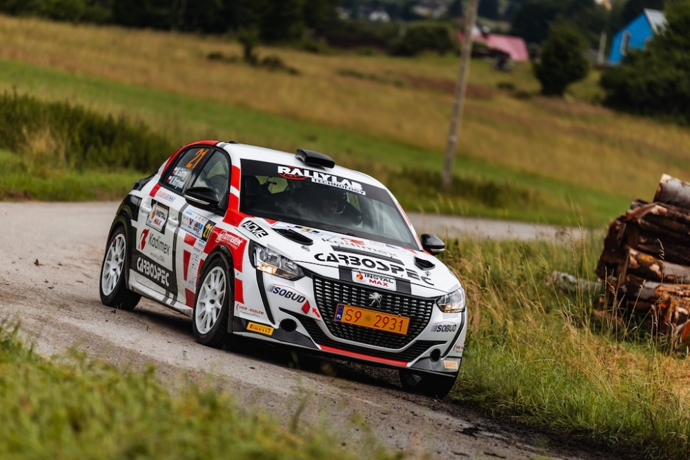 Liderzy nie zwalniają (zdjęcia)