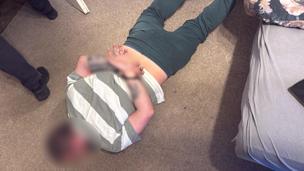 Małopolscy policjanci rozbili gruzińską mafię. Wśród zatrzymanych „wor” – szef gangu odpowiedzialnego za brutalne napady na jubilerów