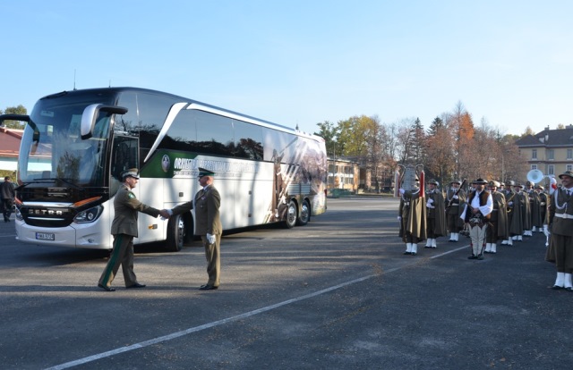 Nowy autobus dla orkiestry