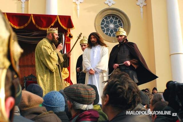 Droga Krzyżowa i Misterium Męki Pańskiej w sanktuarium w Kalwarii Zebrzydowskiej (zdj. arch.)