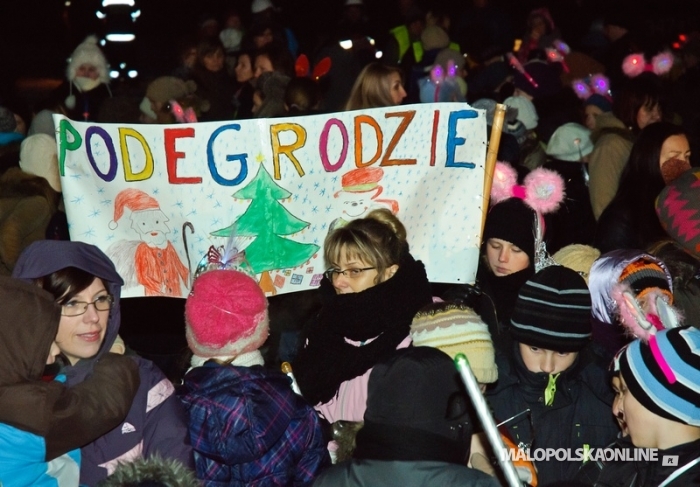 XII Powiatowy Nocny Bieg Mikołajkowy Olszana (duża galeria)