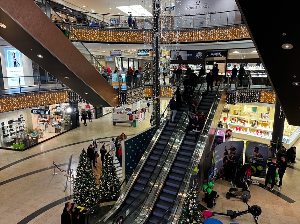 Ostatnia w tym roku niedziela handlowa. Święta tuż-tuż.