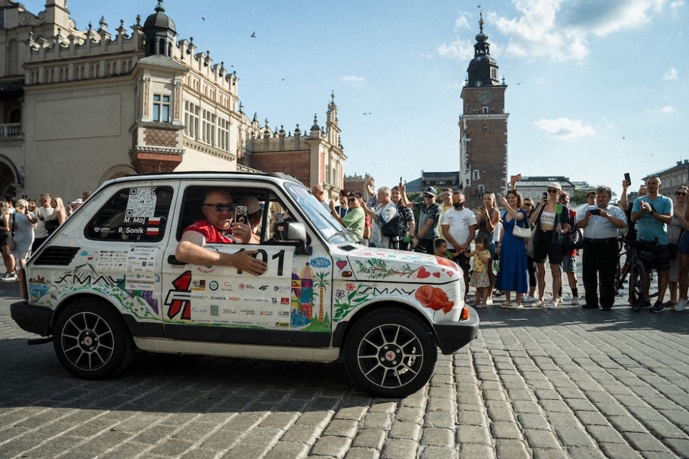 Maluchy opanowały Rynek Główny w Krakowie, wszystko dla dzieci