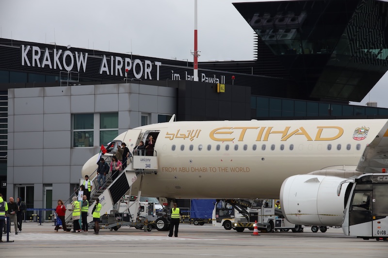 Etihad Airways zainaugurował loty do Krakowa. Nowe połączenie otwiera Małopolskę na świat