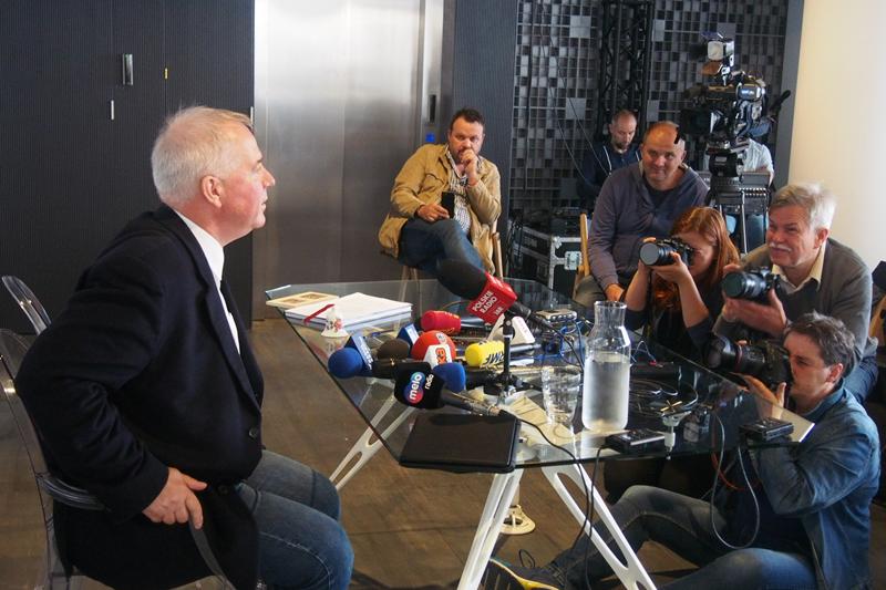 Marek Mikos i jego plany na najbliższy sezon w Starym Teatrze