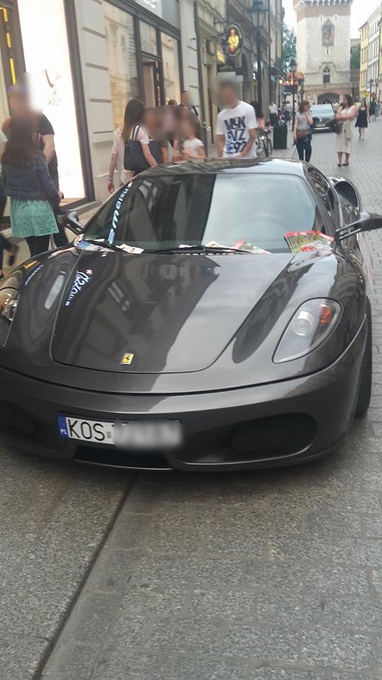 Ferrari znad Soły hitem internetu