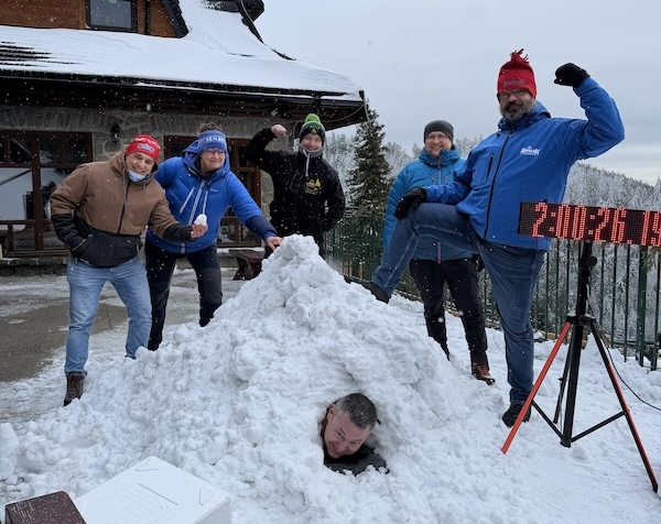 Dwa rekordy Guinnessa pobite na Przehybie. Ekstremalne pożegnanie zimy (zdjęcia)