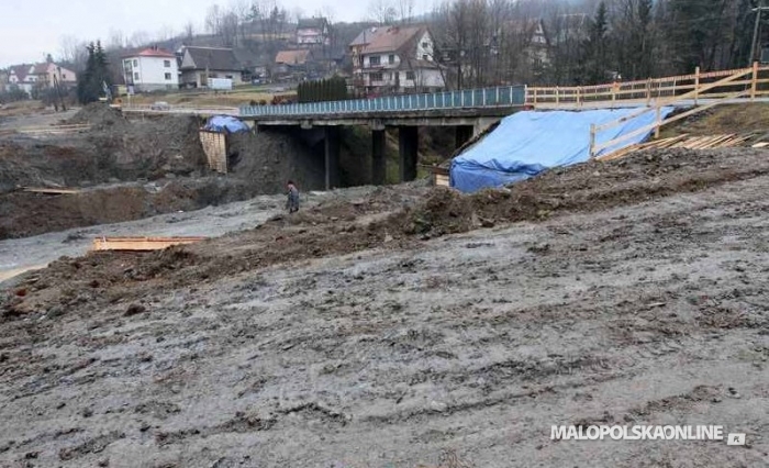 Nowy most na drodze krajowej w Rabce-Zarytem