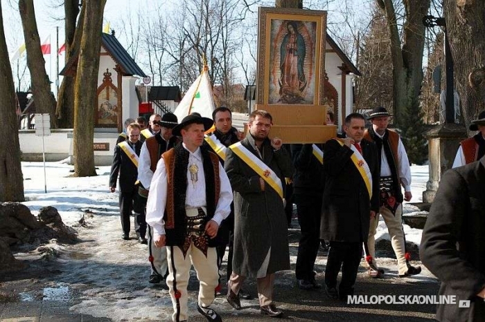 Do ludźmierskiej Bazyliki Mniejszej dotarła kopia obrazu Matki Bożej z Guadelupe (zdjęcia)