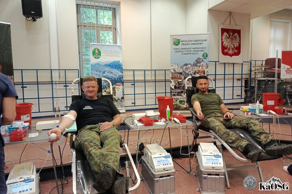 Funkcjonariusze Karpackiego Oddziału Straży Granicznej oddali ponad 160 litrów krwi
