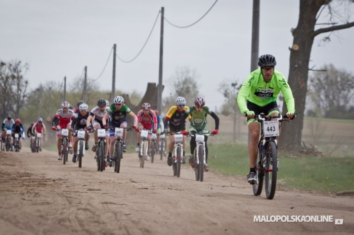 Mocne otwarcie sezonu nowotarskich kolarzy MTB (zdjęcia)