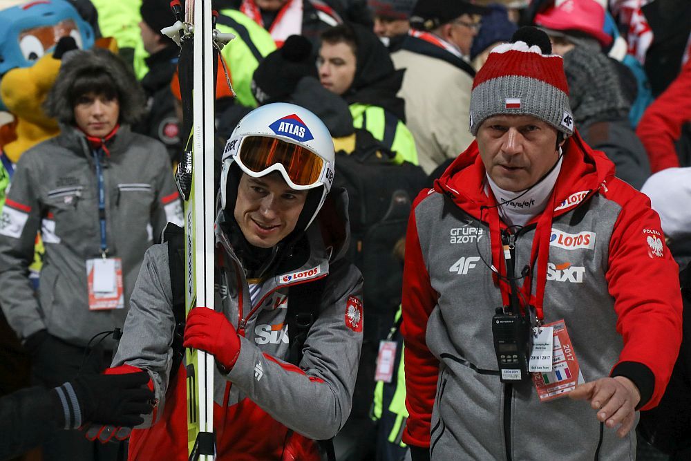 Kamil Stoch znów na podium. W lotach narciarskich w Obersdorfie był trzeci