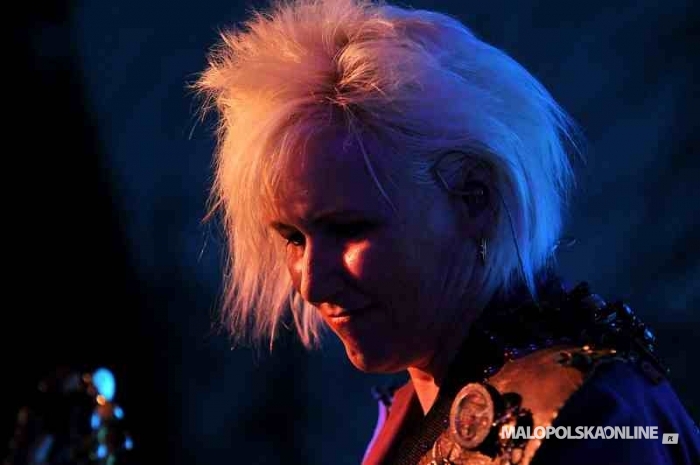 Koncert Jennifer Batten w zakopiańskim Dworcu Tatrzańskim (zdjęcia)
