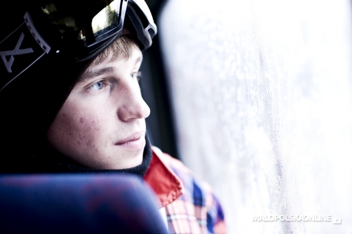 Tomek Wolak w finale slopestyle’u na Burn River Jump