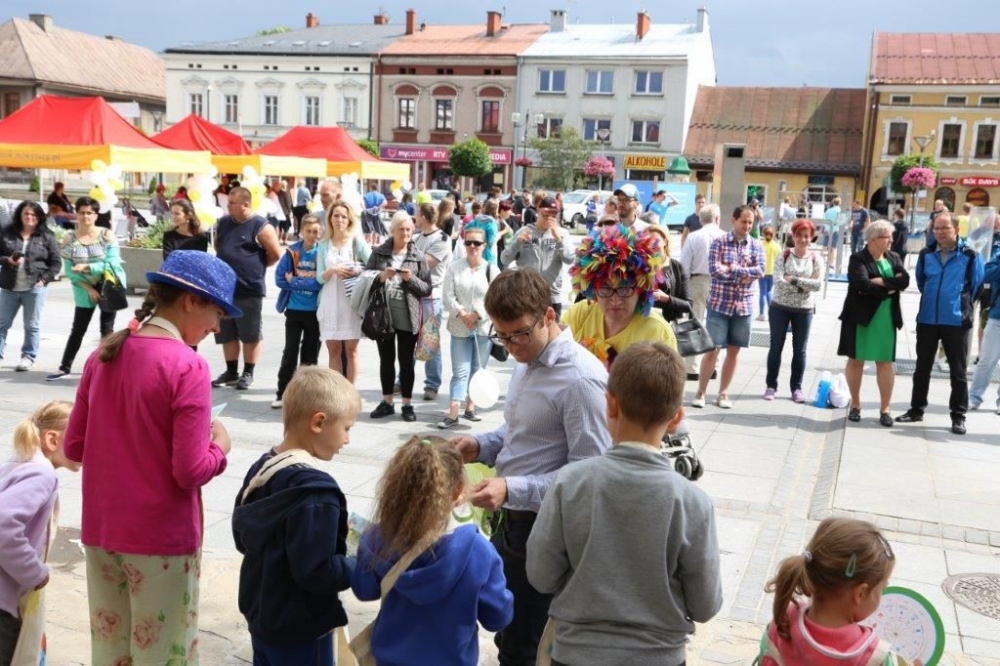 Piknik z okazji trzeciej edycji Podhalańskich Dni (Elektro)Recyklingu już za kilka dni przed Ratuszem w Nowym Targu