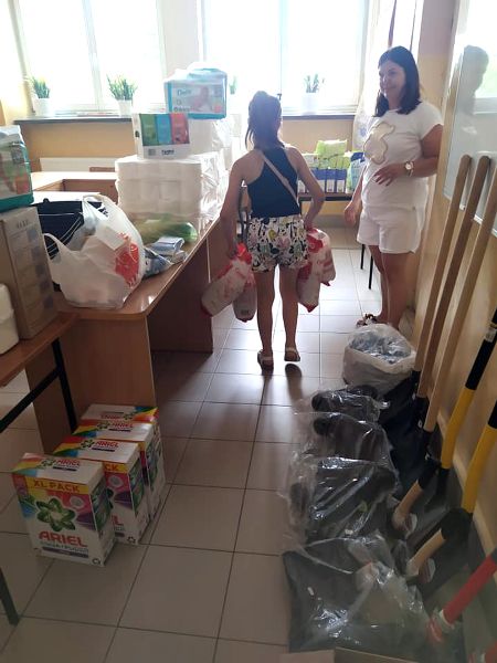  LO w Starym Sączu: zebrali dary dla pogorzelców z Nowej Białej