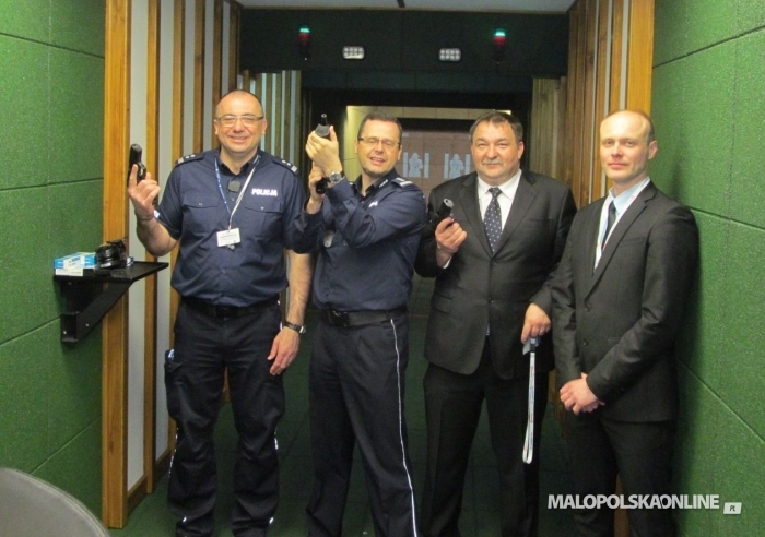 IV Międzynarodowe Targi Europoltech 2013. Strzelnica oblężona i nominowana (zdjęcia)