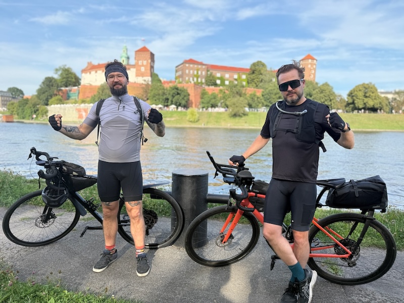 2500 kilometrów na rowerach dla dzieci walczących z chorobą